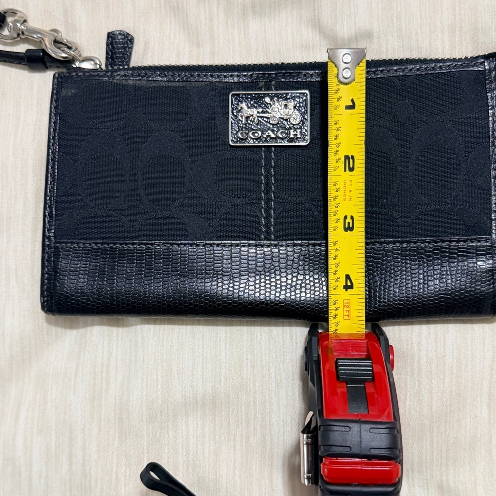 Coach Signature Wristlet - Picture 13 of 13